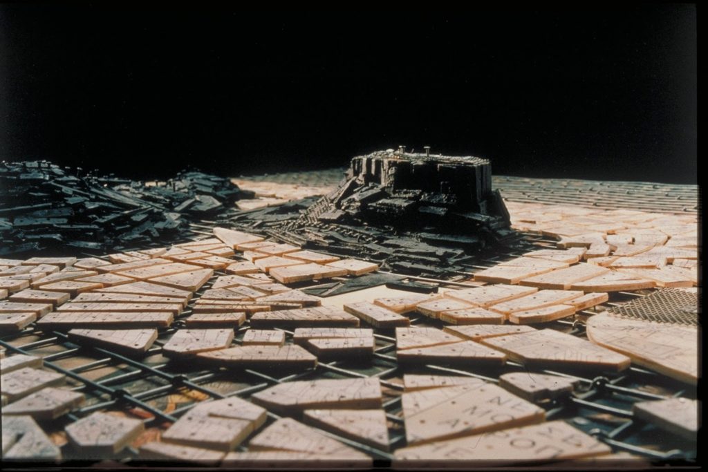 Cemetery of the Gods (1990)